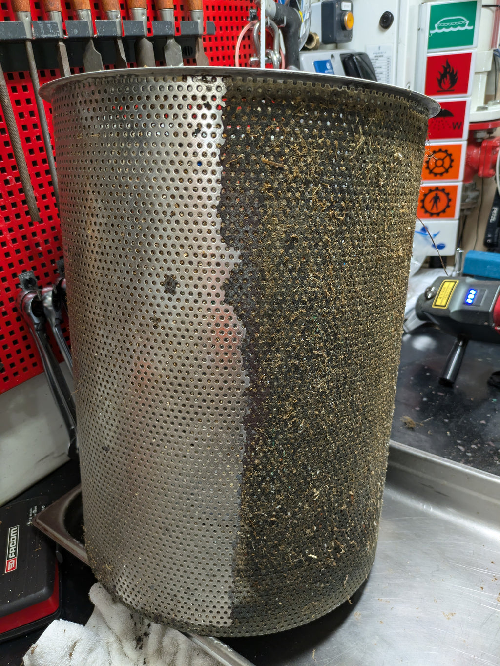 Laser cleaning machine