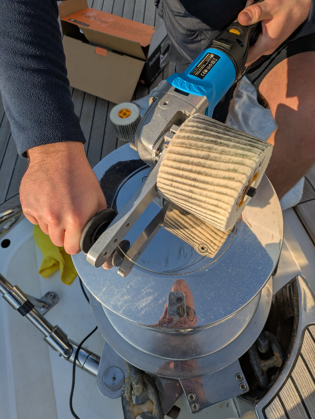 Wool drum polishing machine