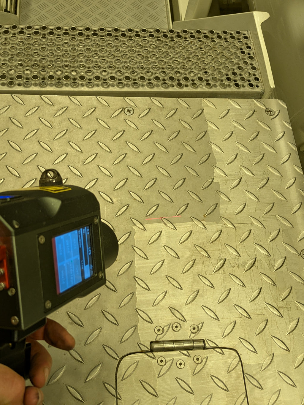 Laser cleaning machine